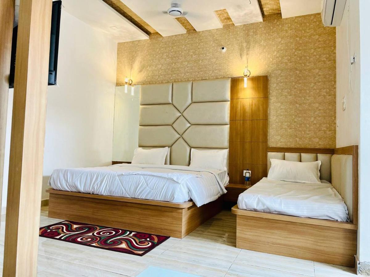 מטורה Hotel B P Emerald מראה חיצוני תמונה