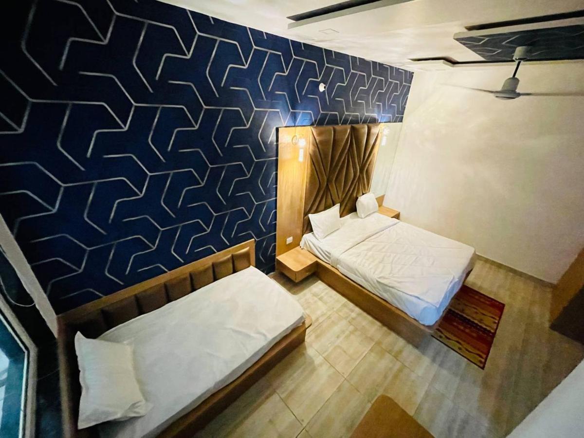 מטורה Hotel B P Emerald מראה חיצוני תמונה
