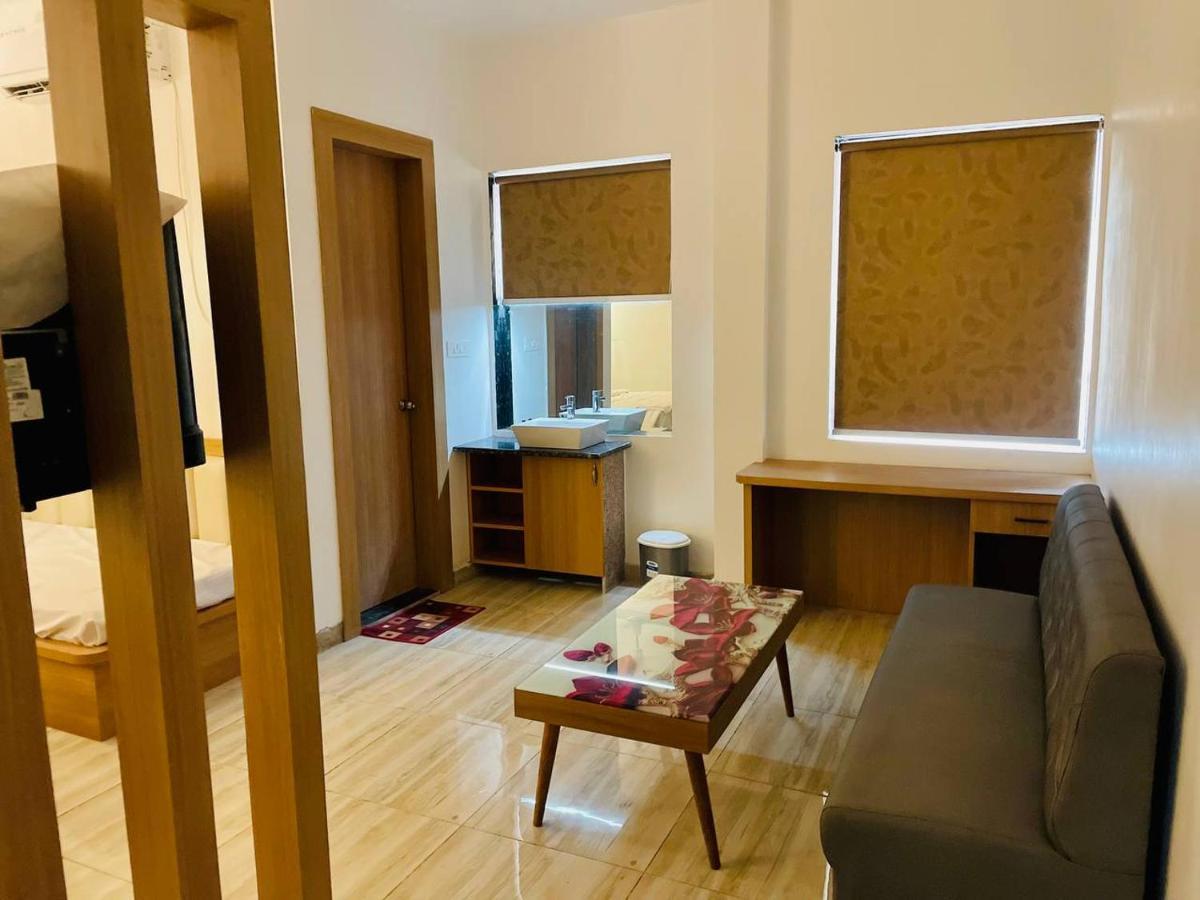 מטורה Hotel B P Emerald מראה חיצוני תמונה