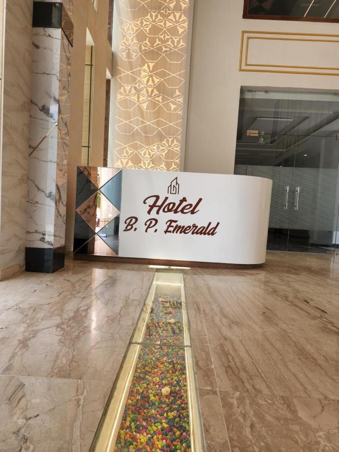 מטורה Hotel B P Emerald מראה חיצוני תמונה